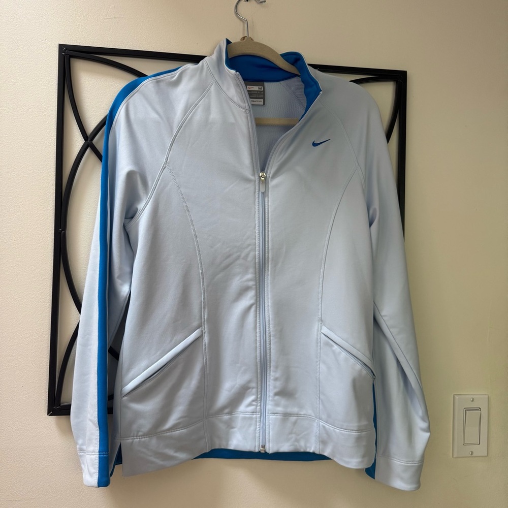 Nike Blue Athletic Track Jacket Lightweight Sporty Design